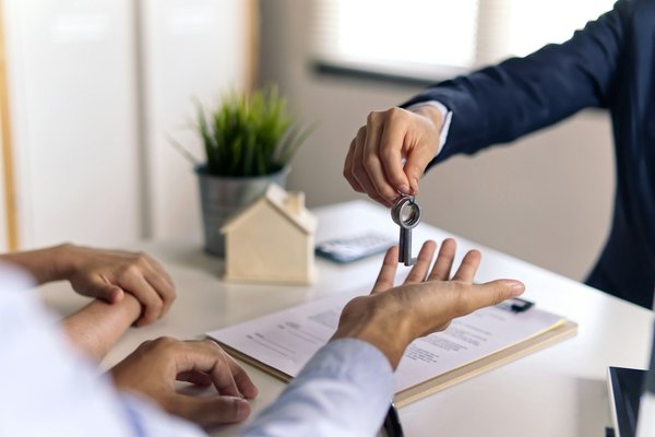 Streamline your search with a real estate agency in spain